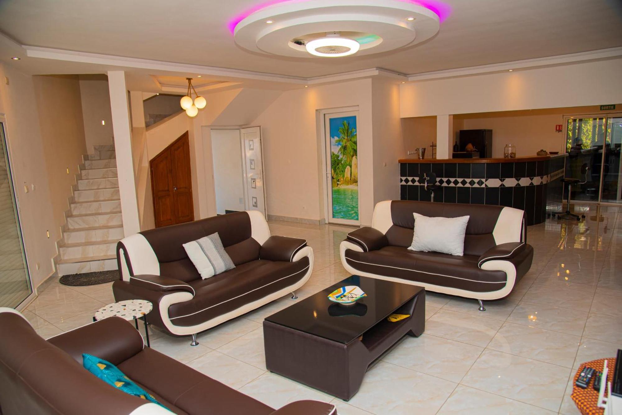 Chambres D'Hotes Villa Luciana Saly Екстер'єр фото