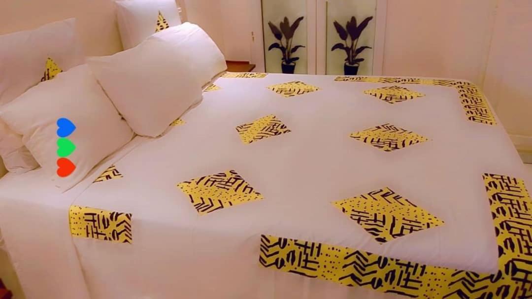 Chambres D'Hotes Villa Luciana Saly Екстер'єр фото