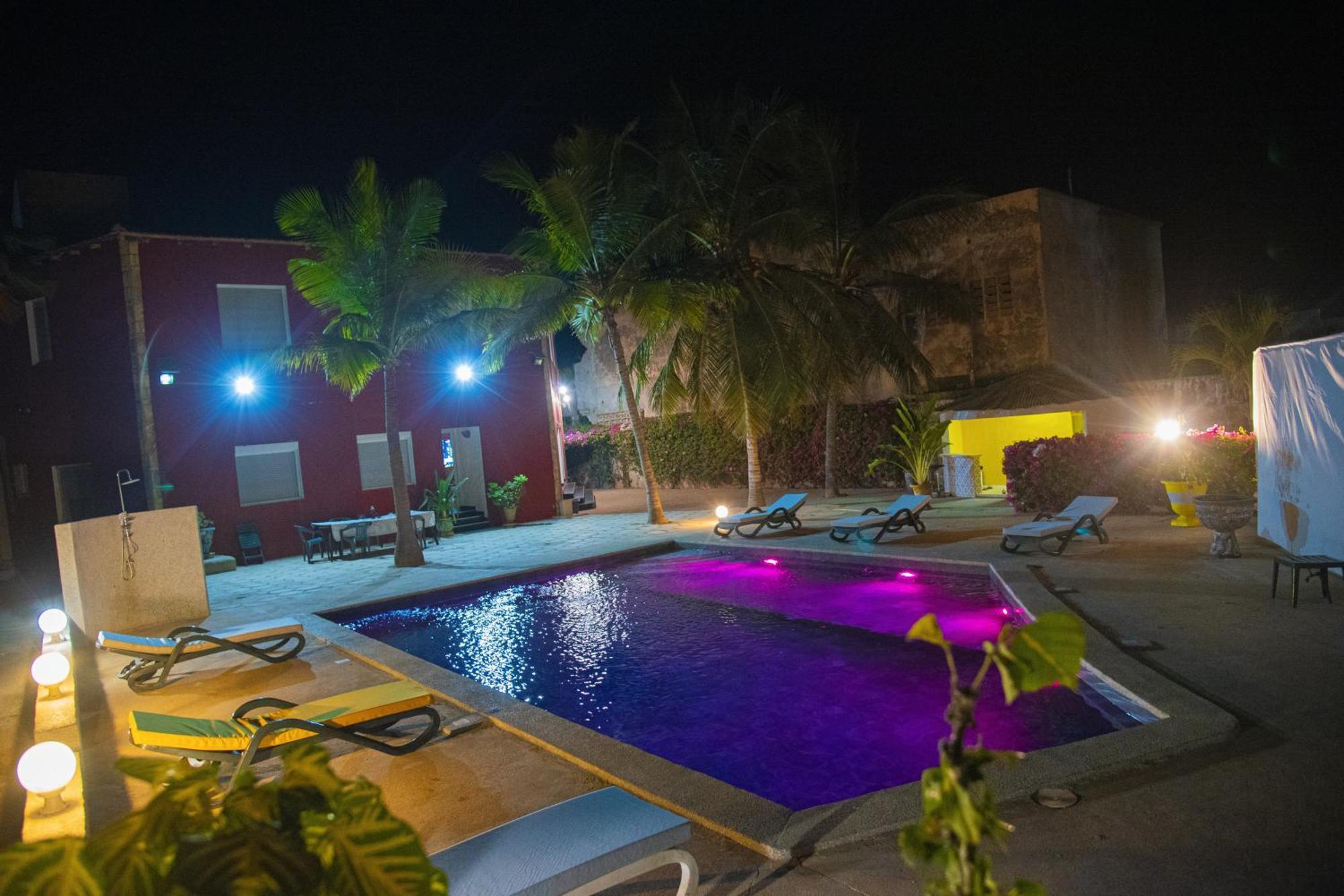 Chambres D'Hotes Villa Luciana Saly Екстер'єр фото