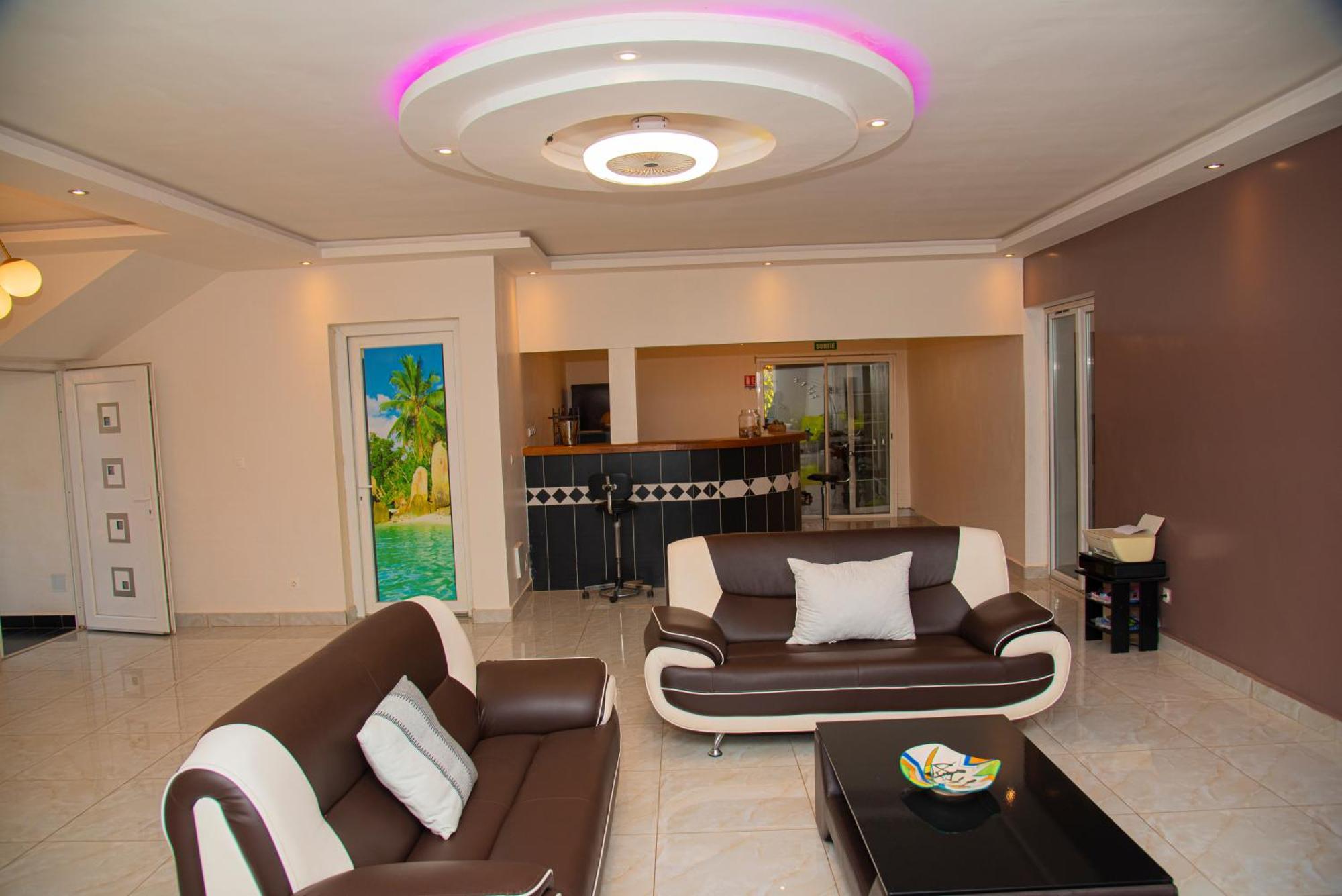 Chambres D'Hotes Villa Luciana Saly Екстер'єр фото